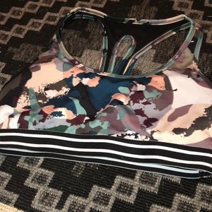Gorgeous forever 21 sports bra size medium